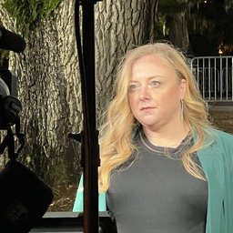 Jennifer Wood's profile photo