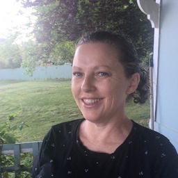 Sharon Alger's profile photo