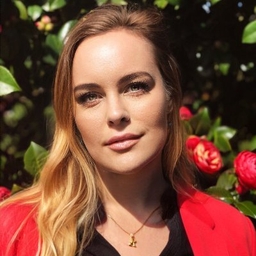Rebecca Renner's profile photo