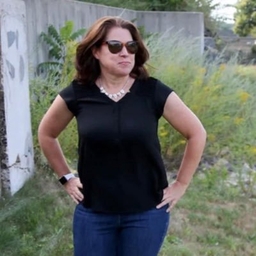 Lara Bricker's profile photo