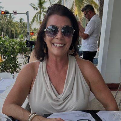 Laura Owens's profile photo