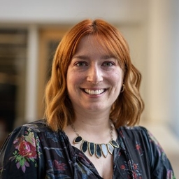 Lisa Ryan's profile photo