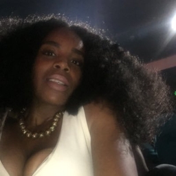 Felice León's profile photo