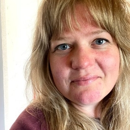 Liz McArthur's profile photo