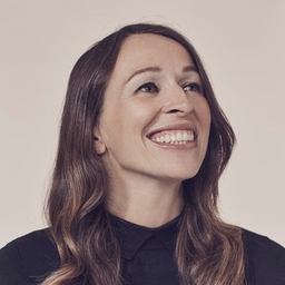 Lisa Smosarski's profile photo