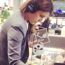 Monika Evstatieva's profile photo