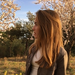 Clara Fábregas's profile photo