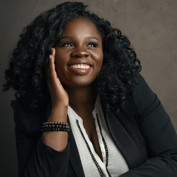 Lola Akinmade Åkerström's profile photo