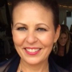 Rosalind Stefanac's profile photo