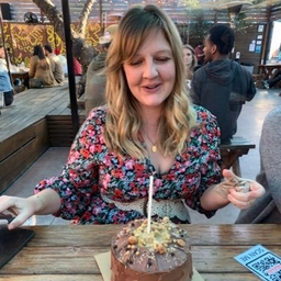 Chelsee Lowe's profile photo