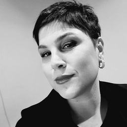 İpek ÖZBEY's profile photo