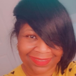 Julia Griggs's profile photo
