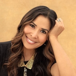 Myra Ruiz's profile photo