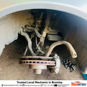 Mercedes Front Upper Suspension Arm Replacement Service