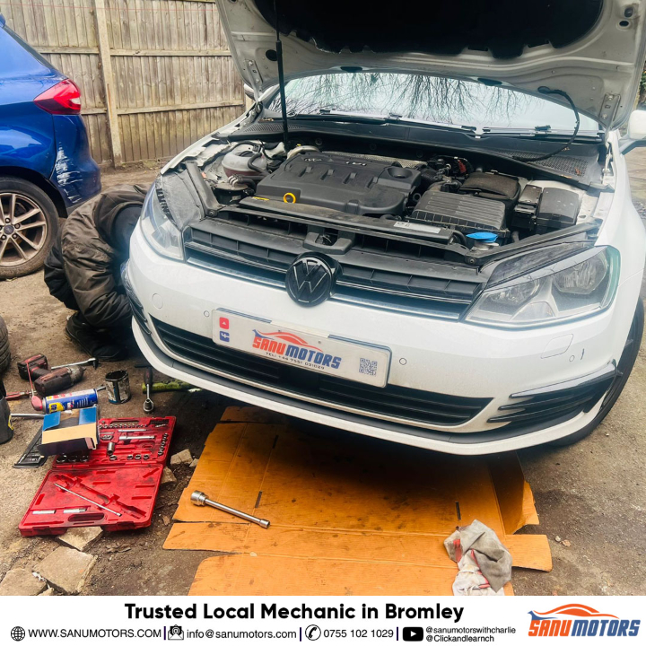 Brake Disc and Pads Replacement for VW Golf