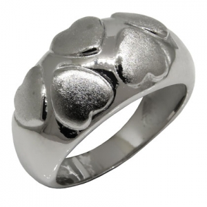 Anillo bombe con aplique corazones platabella 