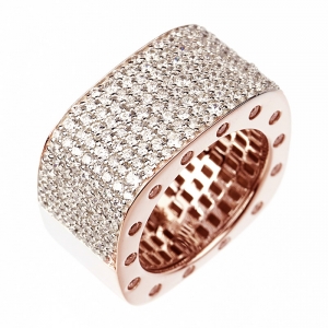 Anillo premium, cuadrado, ancho, mitad pavee , y piedras en sus costados, rosado