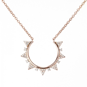 Conjunto Linea premium, semic&iacute;rculo con triangulos de piedras blancas. color rosado