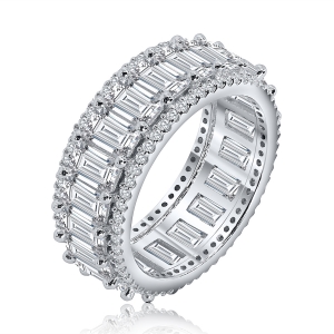 Anillo linea premium, sin fin, piedras baguettes y redondas, blanco