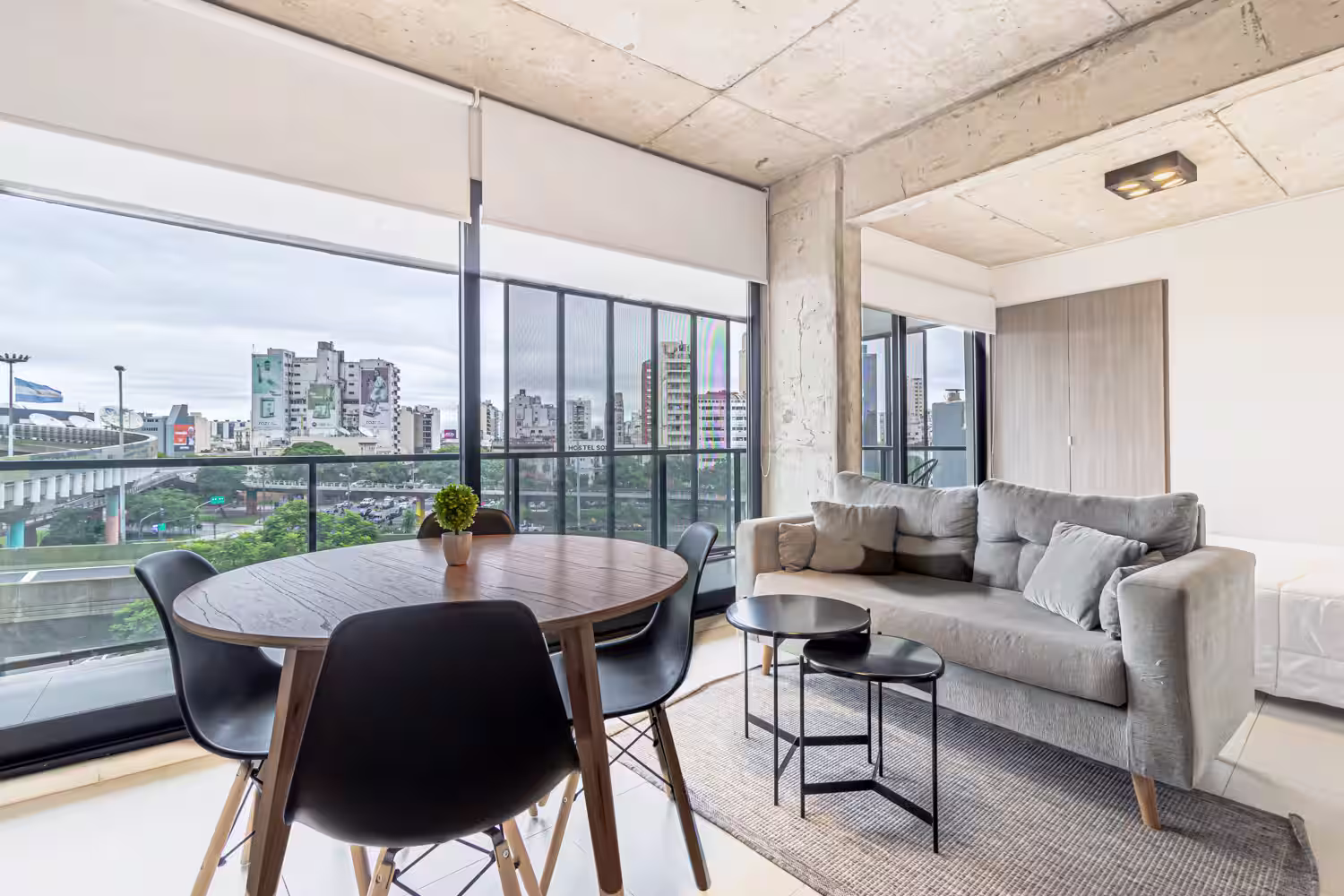 Monoambiente Amplio y Acogedor con Diseño Contemporáneo