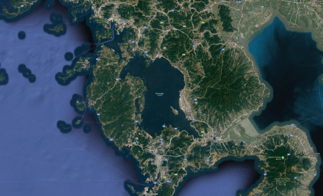 閉鎖的な水域で海水が行き来する部分が狭い大村湾。&nbsp; &nbsp; &nbsp; https://www.google.co.jp/maps