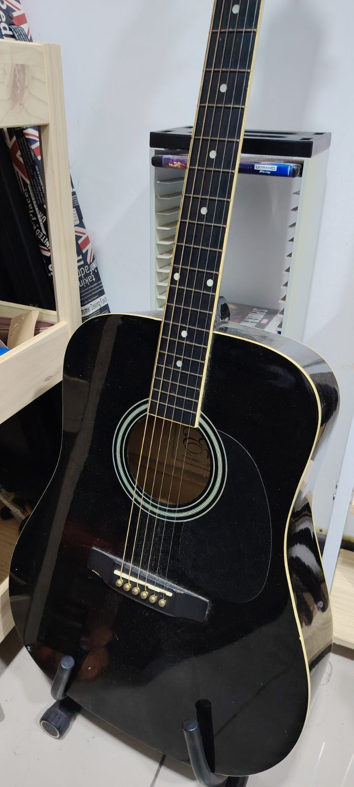Acoustic Guitar for sale
