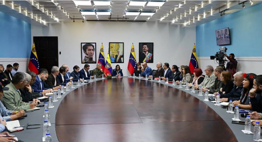 Venezuela’s Interim Leader Names Commission To Handle Maduro’s Release