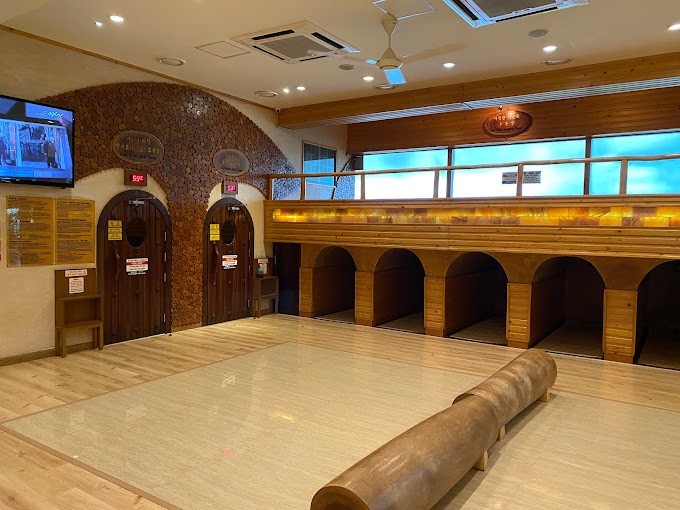 Golden Lotus Healing Spa Land