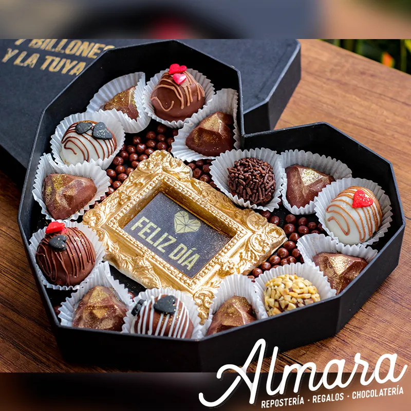 Caja corazón chocolates surtidos
