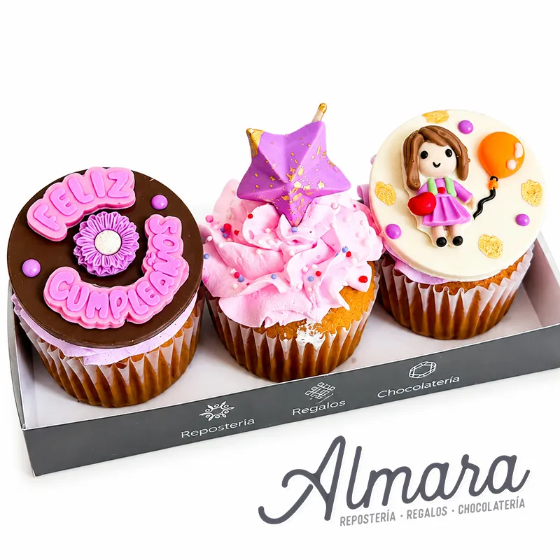 Cupcakes por 3, Cumpleaños
