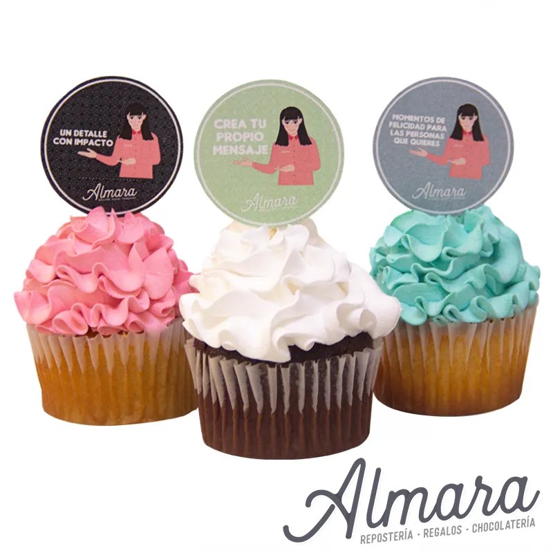Cupcake con topper de personalizado