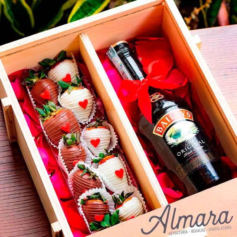 Caja de fresas y baileys
