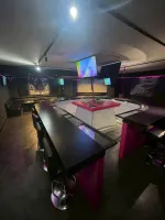 ガールズバーRabbit（らびっと） - 店内