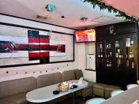 ガールズバー プチとまと - 綺麗な店内！