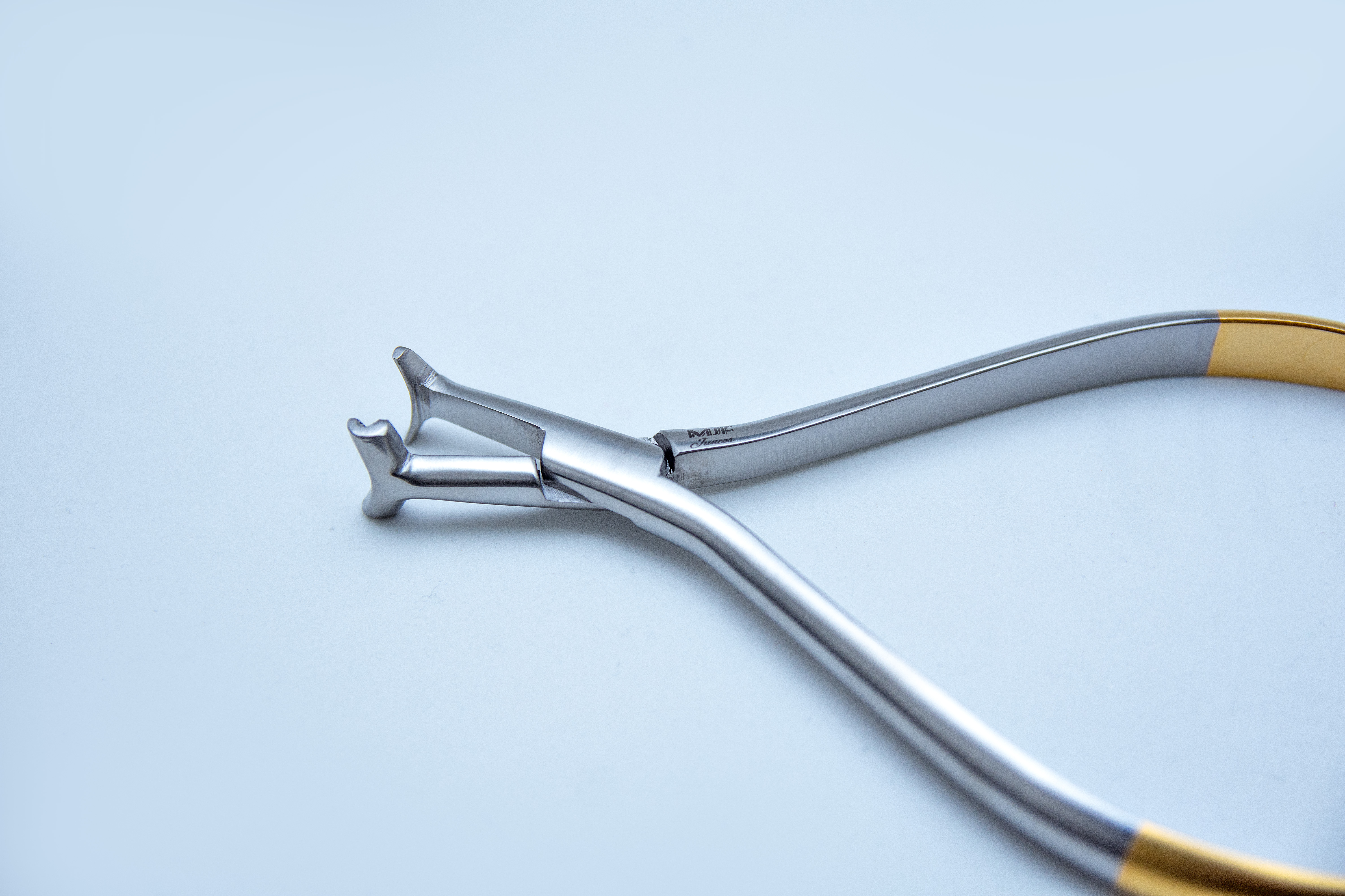 Alicate de Doblez Distal