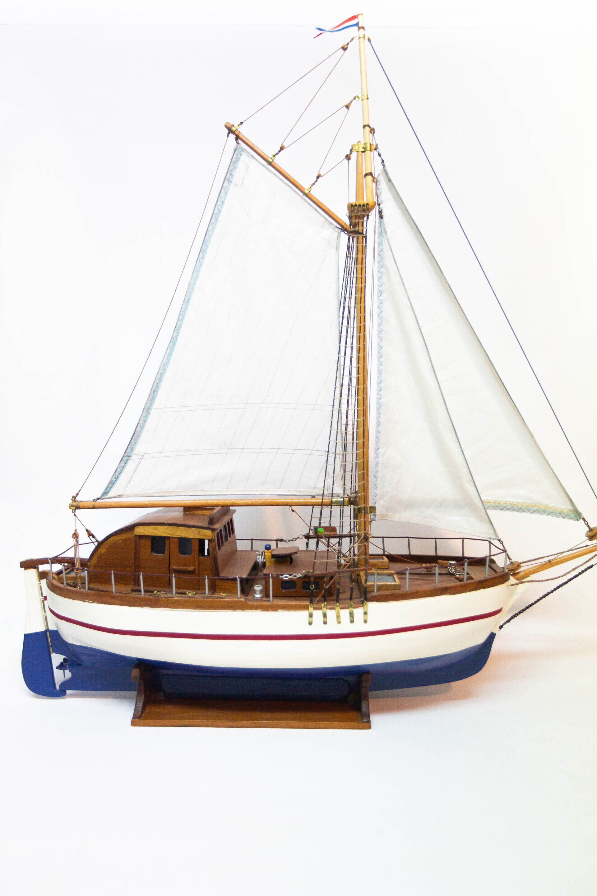 MOTOSAILER 3