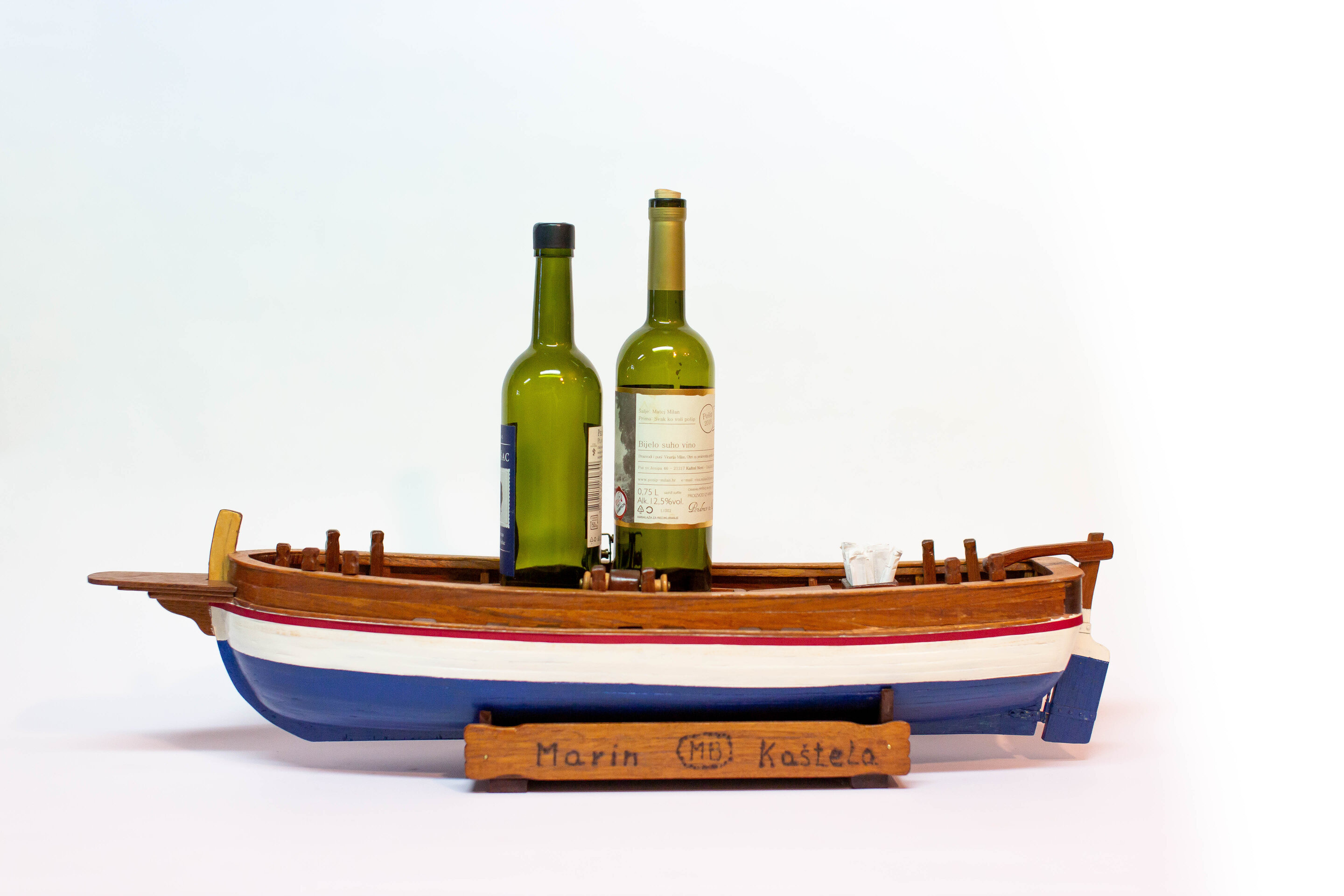 LEUT (VINO)
