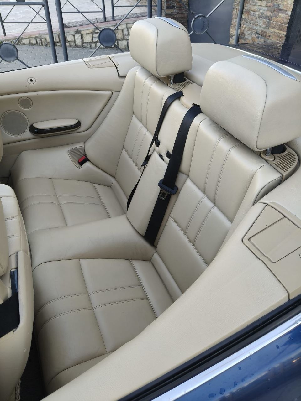 BMW Serie 3 320d Cabrio 2005 - Asientos traseros