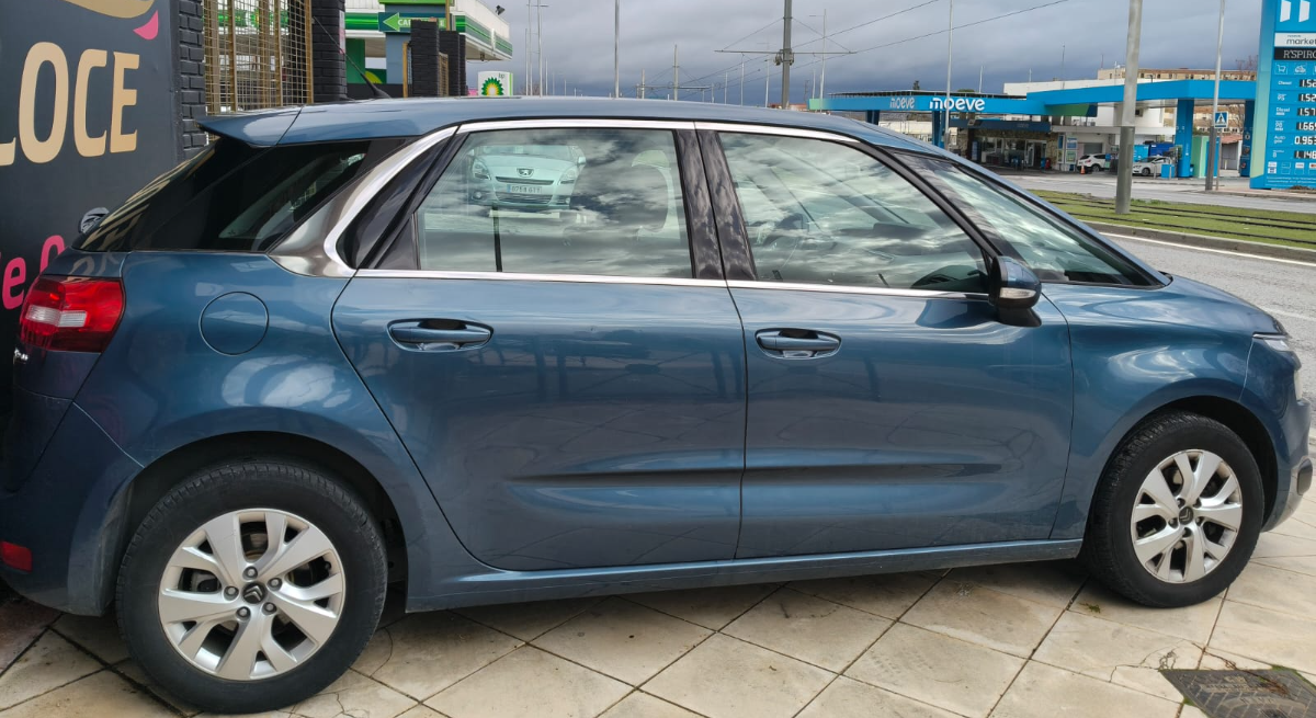 Citroën C4 Picasso 2016 - Vista trasera