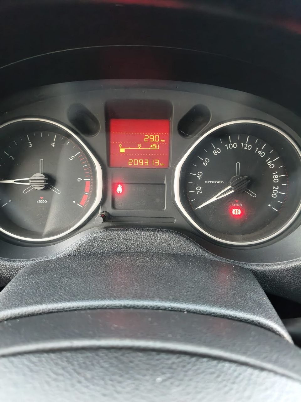 Citroen C-Elysée 1.6 HDI 2018 - Asientos traseros