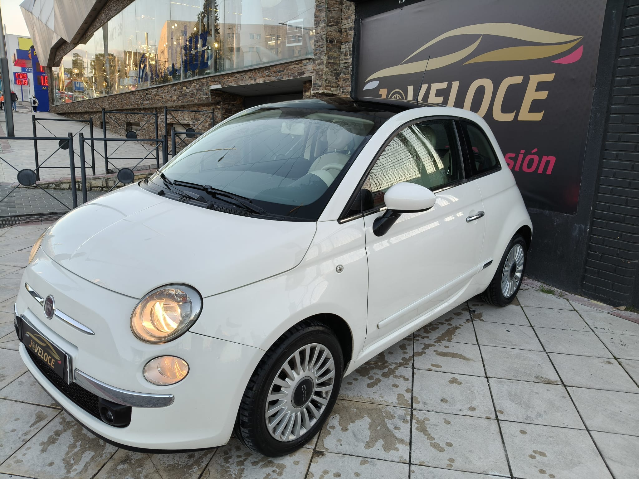 Fiat 500 2011 - Foto principal de la galería de segunda mano en Jaén