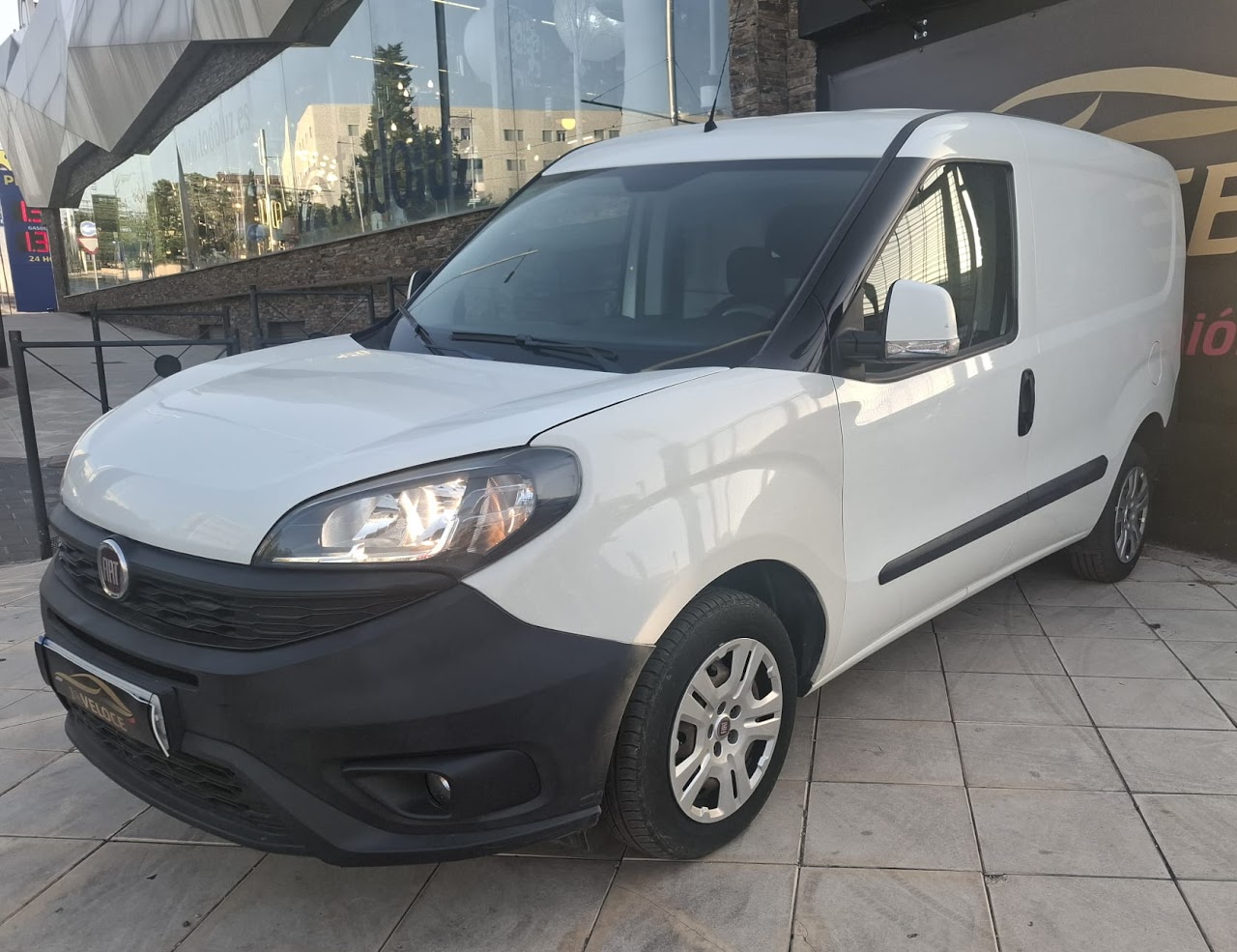 Fiat Doblò 2021 - Foto principal de la galería de segunda mano en Jaén