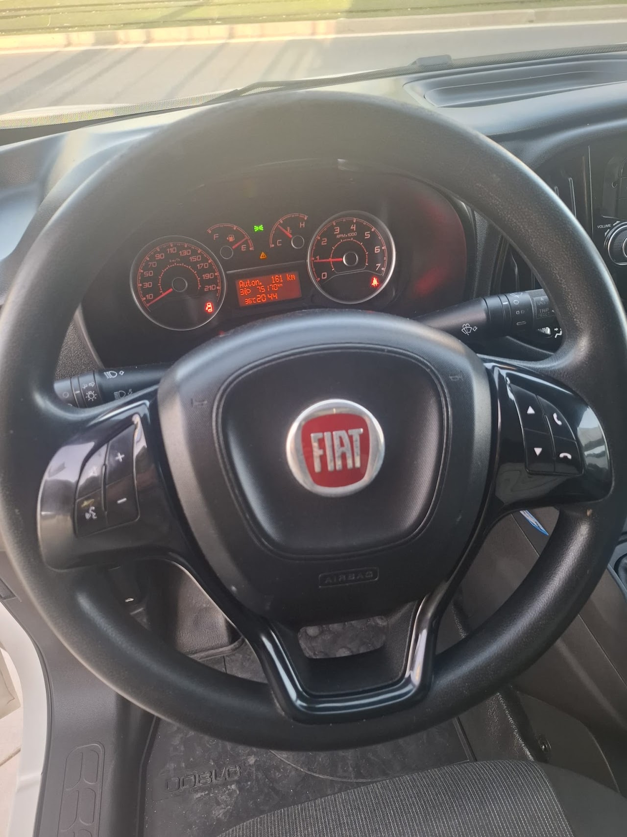 Fiat Doblò 2021 - Salpicadero