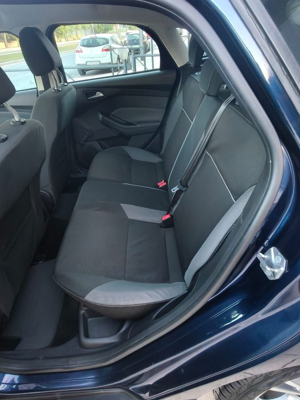 Ford Focus 1.6 2012 - Asientos traseros