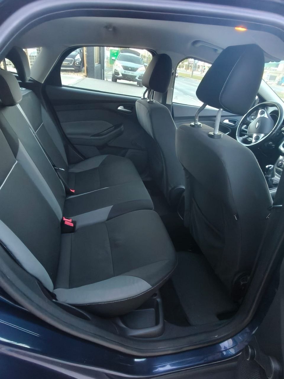 Ford Focus 1.6 2012 - Panel de control
