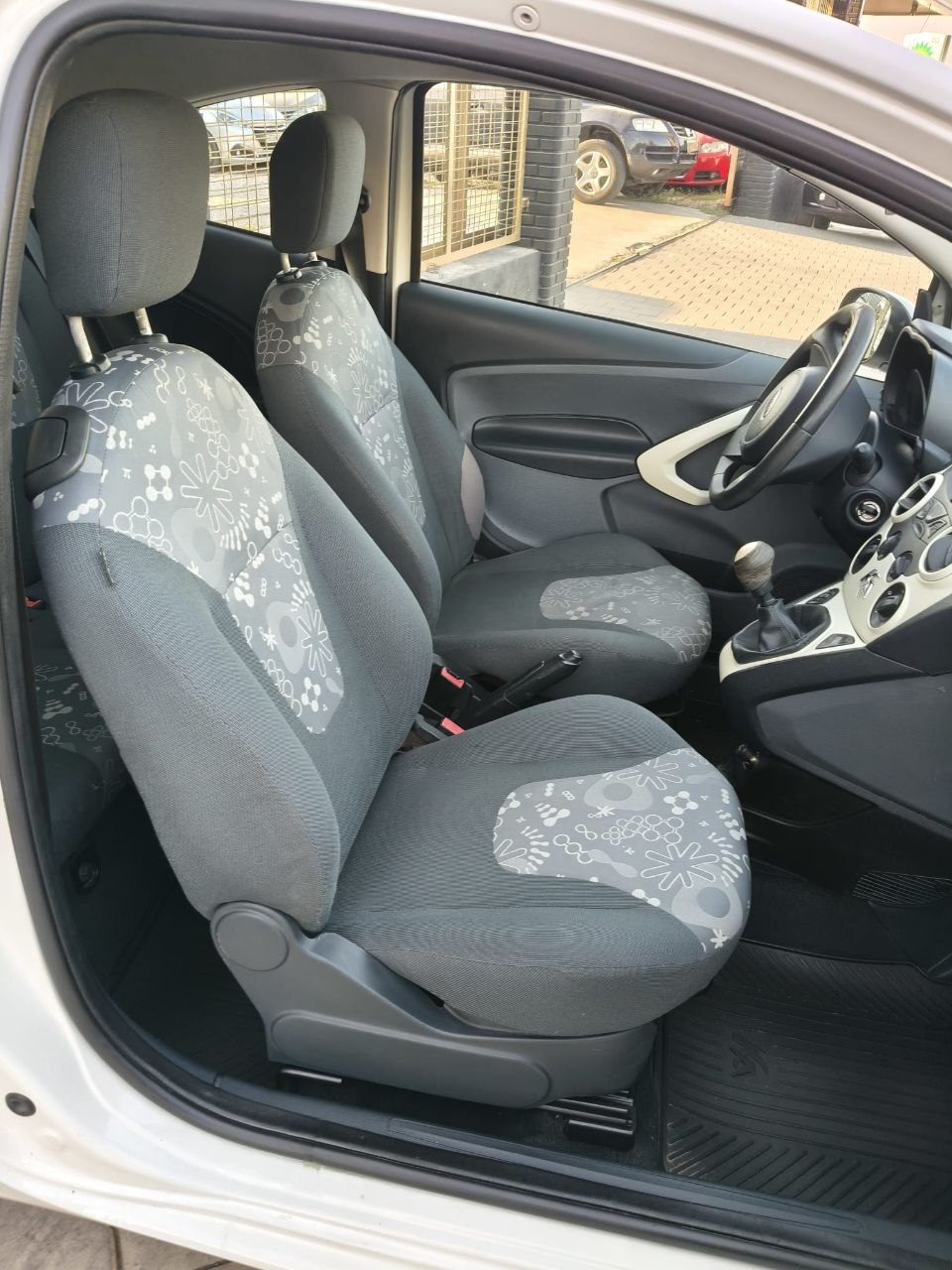 Ford Ka 1.2 2012 - Consola central