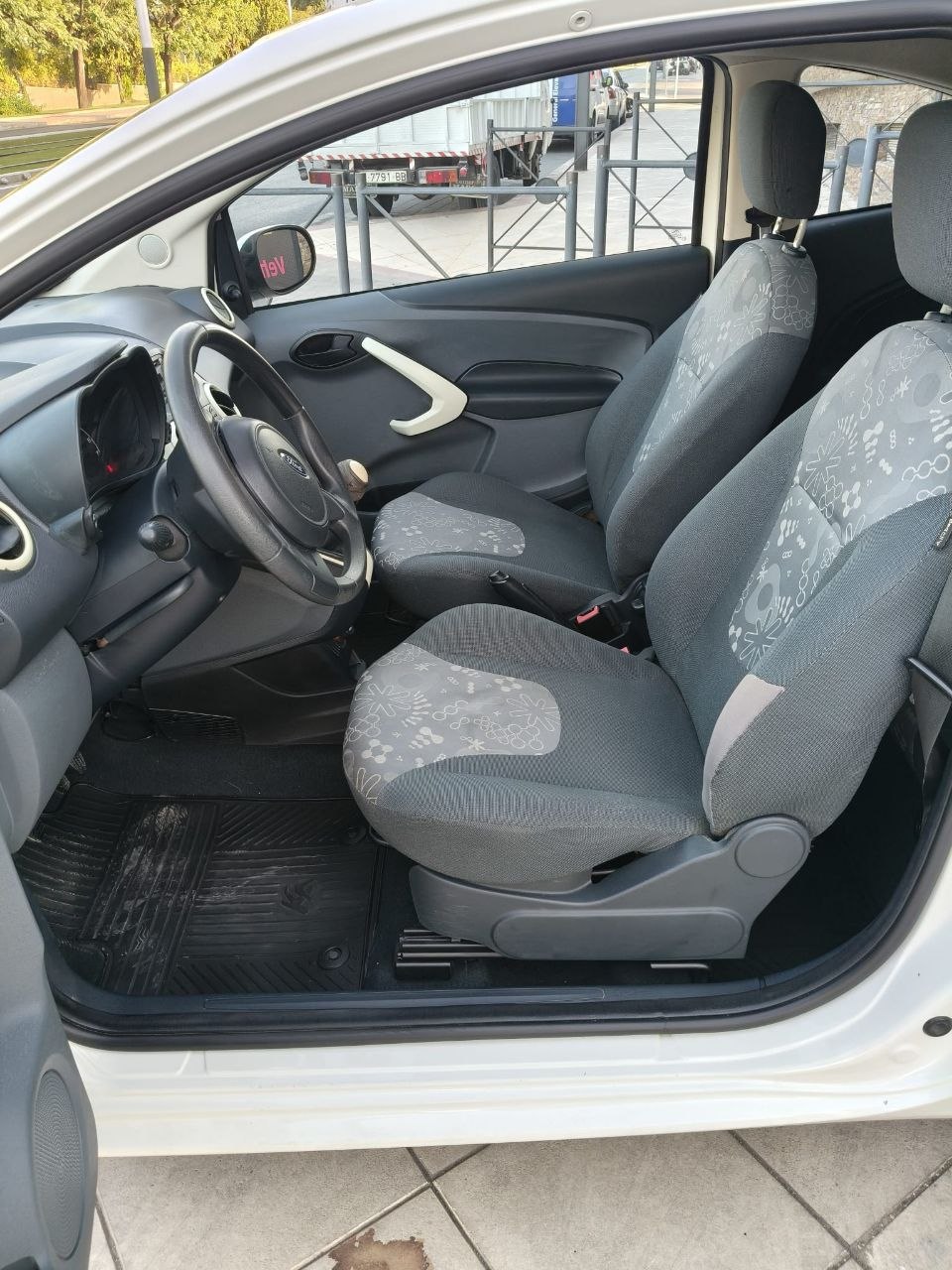 Ford Ka 1.2 2012 - Asientos traseros