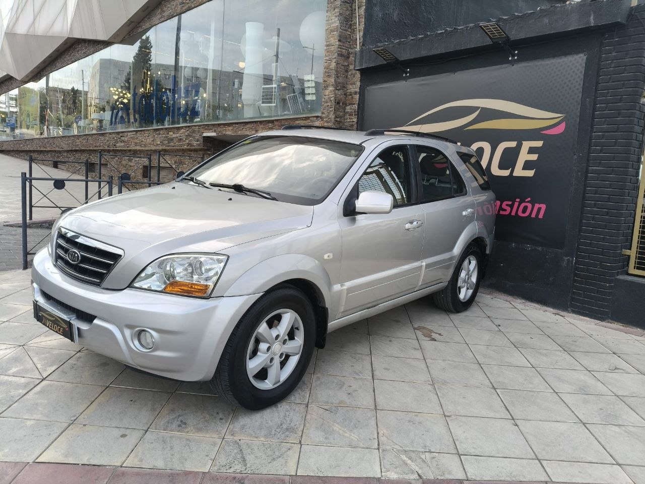 Kia Sorento 2.5 CRDi 2009 - Vista 3/4 trasera