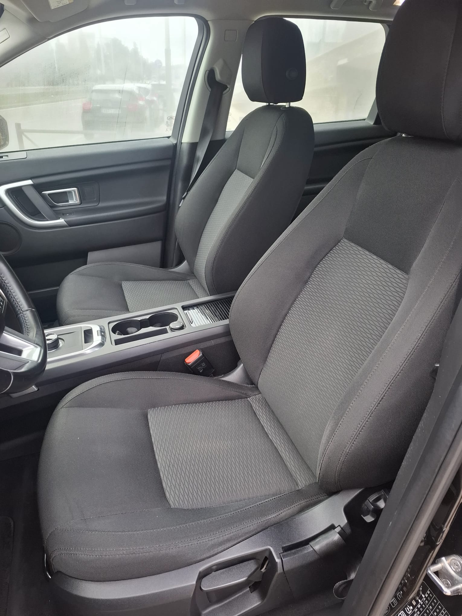 Land Rover Discovery Sport 2016 - Consola central