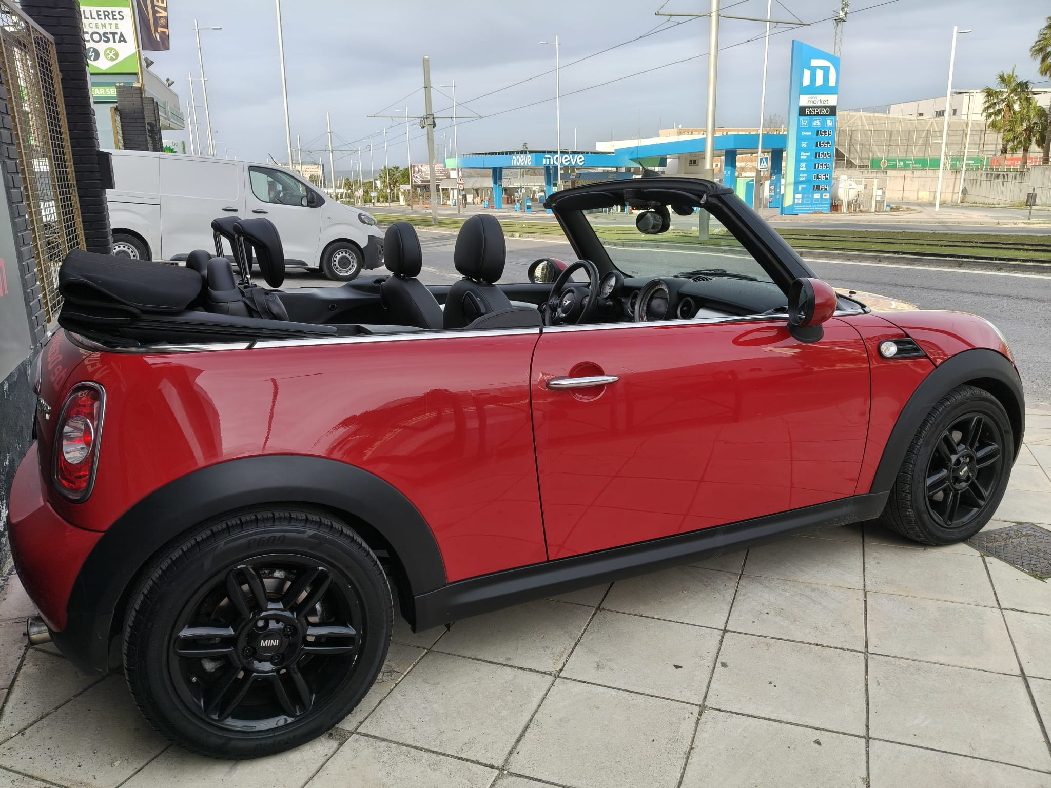MINI Cooper Cabrio 2012 - Vista trasera